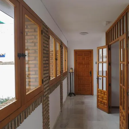 1 Apartment *