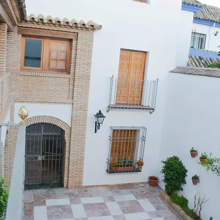 1 Apartment *